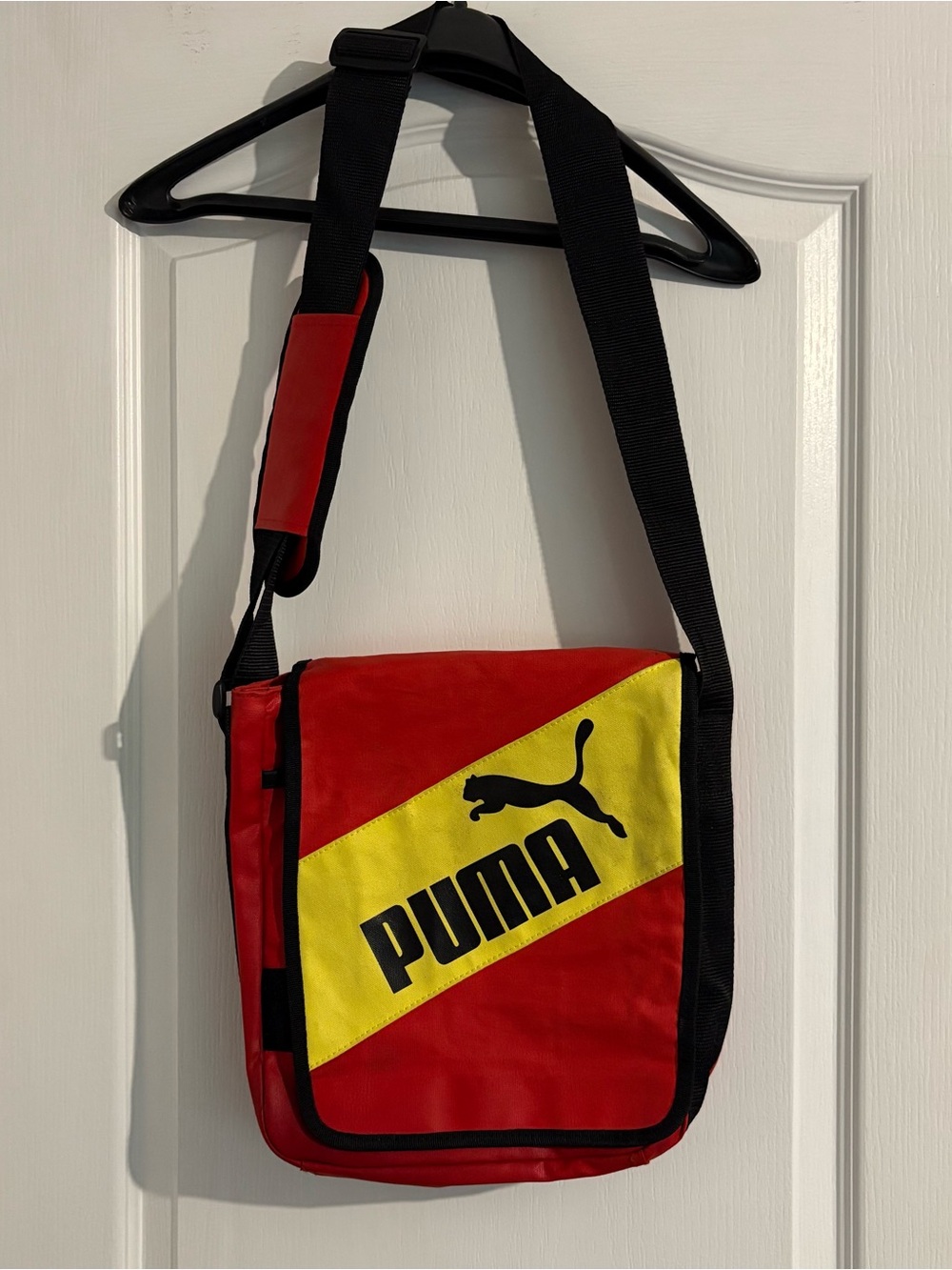 PUMA Red and Yellow Crossbody Messenger Bag vintage 1970’s/1980’s